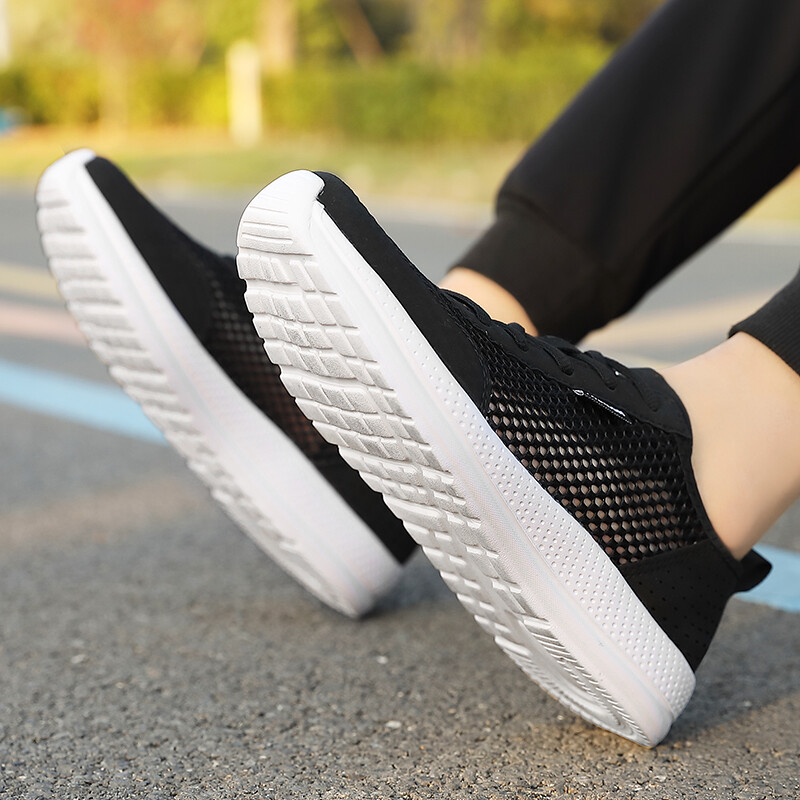 Summer Men’s Casual Sports Shoes Breathable Mesh Comfy Gym Fitness Jogging Shoes