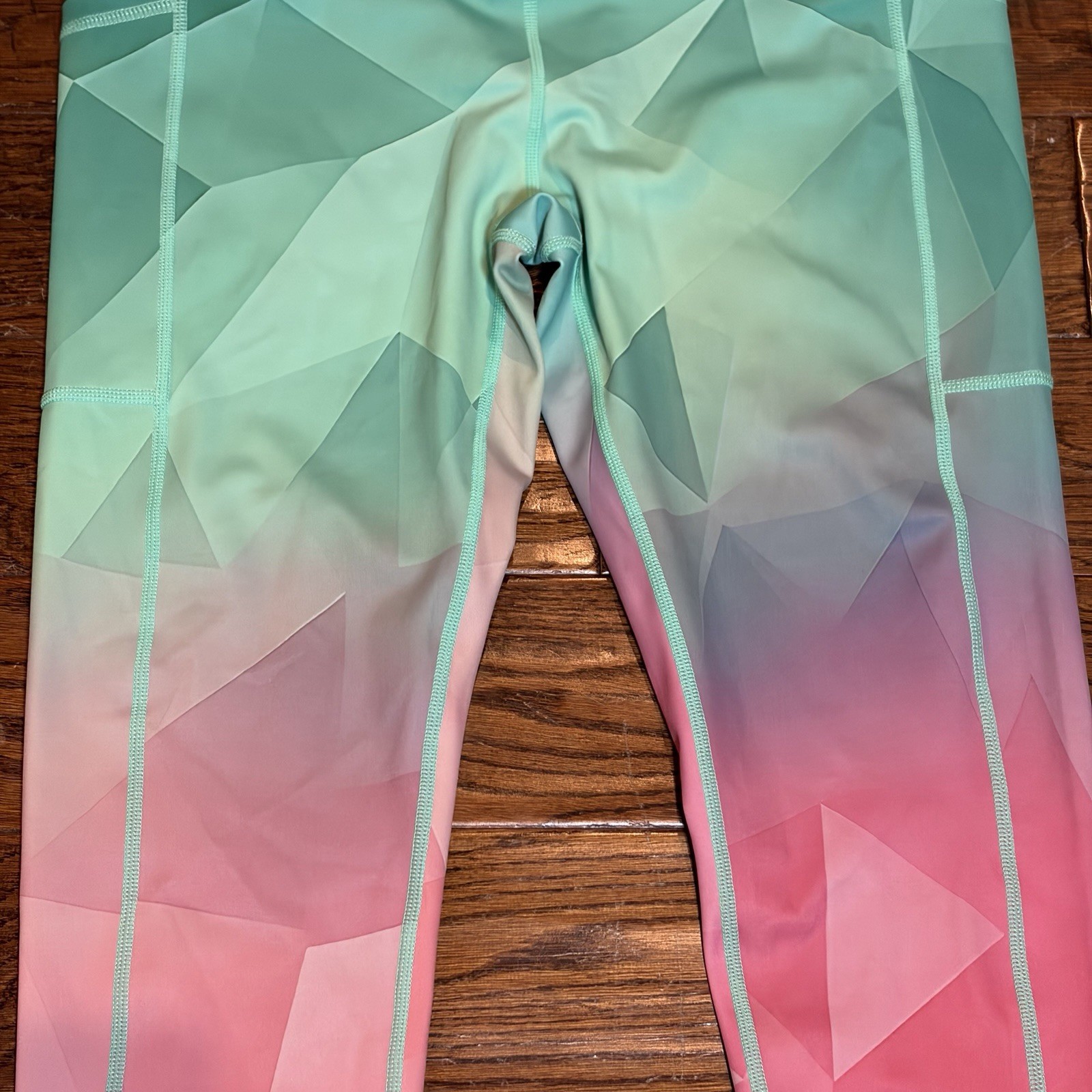 CVG Constantly Varied Leggings Full Length Size Medium Pink Blue Prism Print