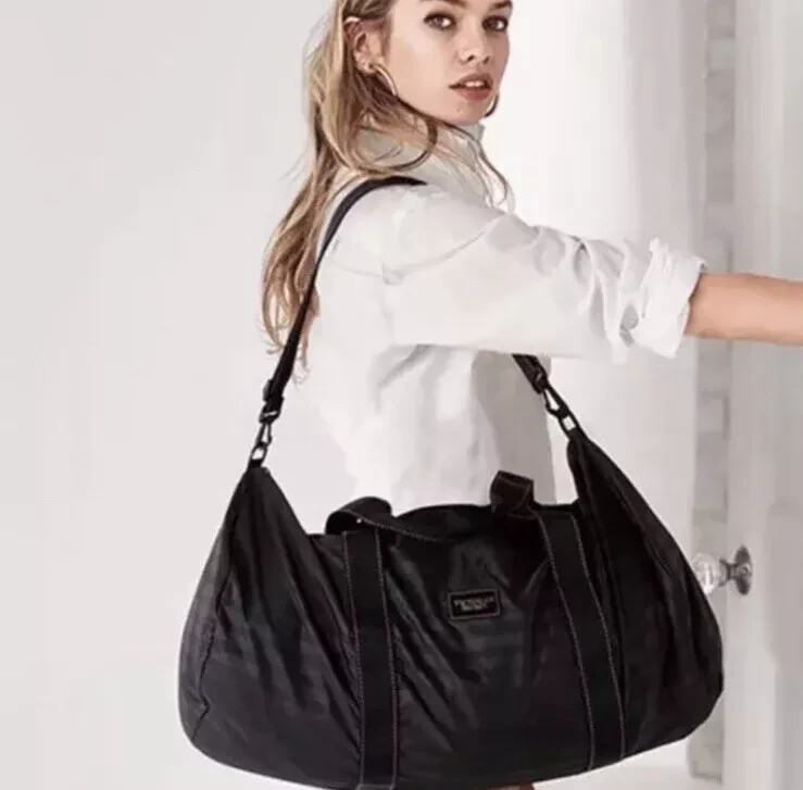 Victoria’s Secret Duffle Duffel Packable Lightweight Weekender Bag Black