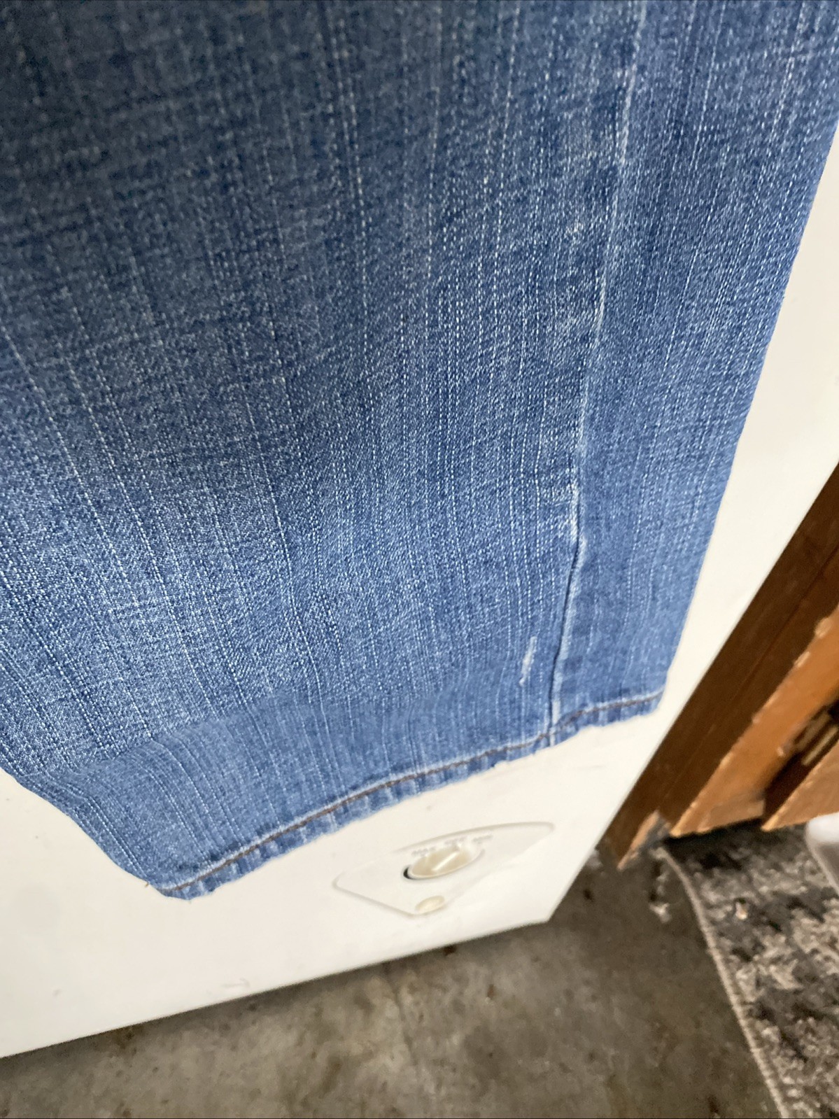 Levi’s 559 Relaxed Straight Fit Jeans Men’s 32×30 Medium Wash Blue Denim Pants