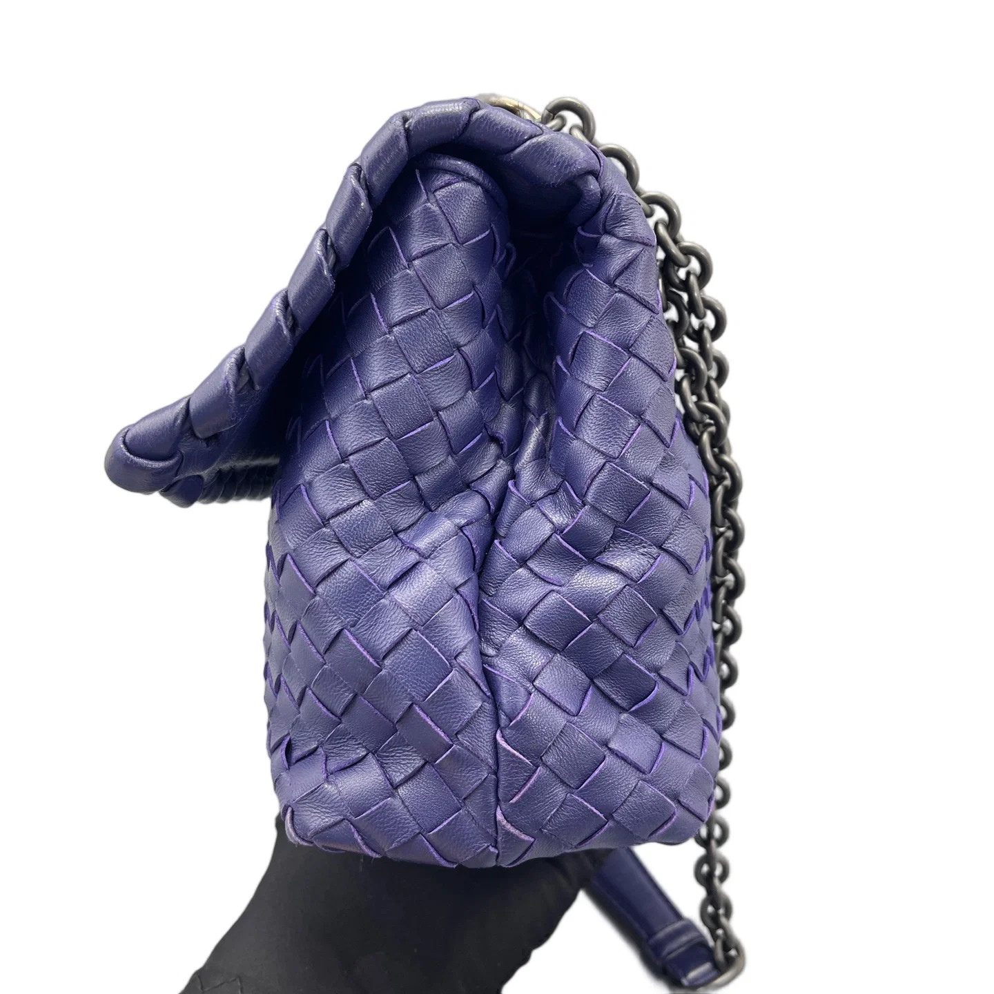 Bottega Veneta Medium Olimpia Shoulder Bag Calfskin Intrecciato (ym062826d1r)
