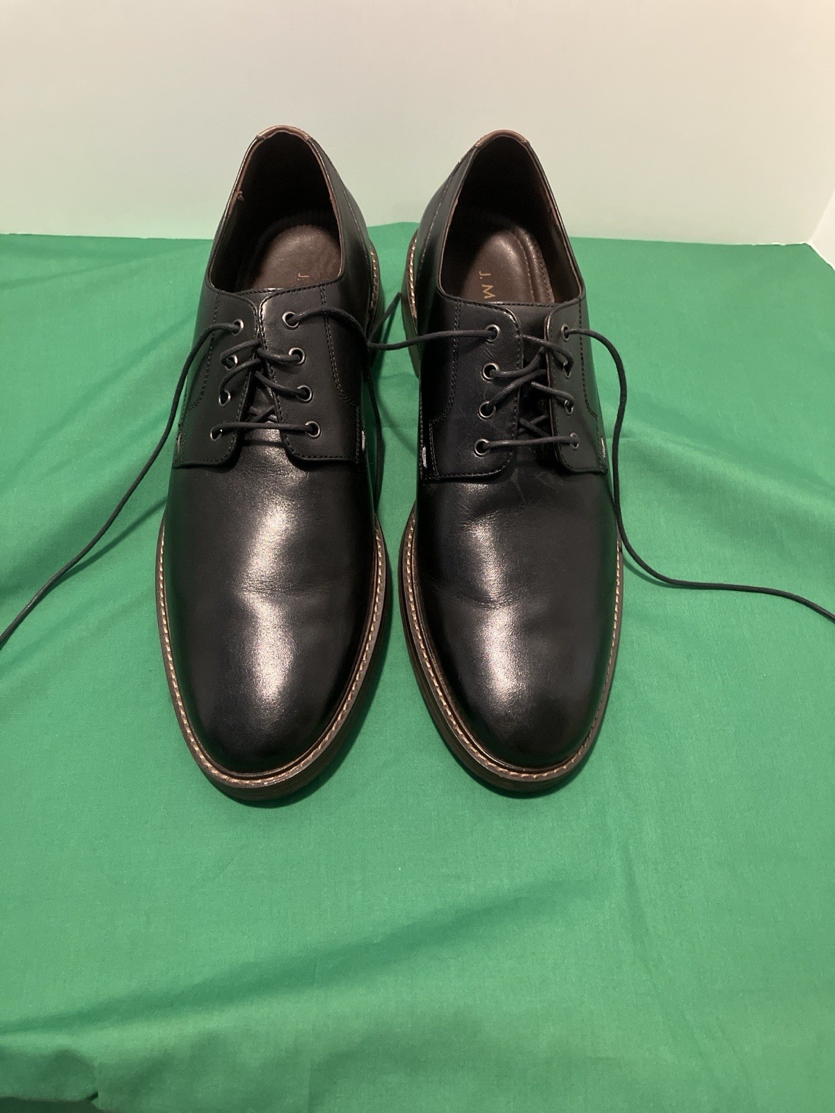 johnston murphy size 10.5 mens dress shoes