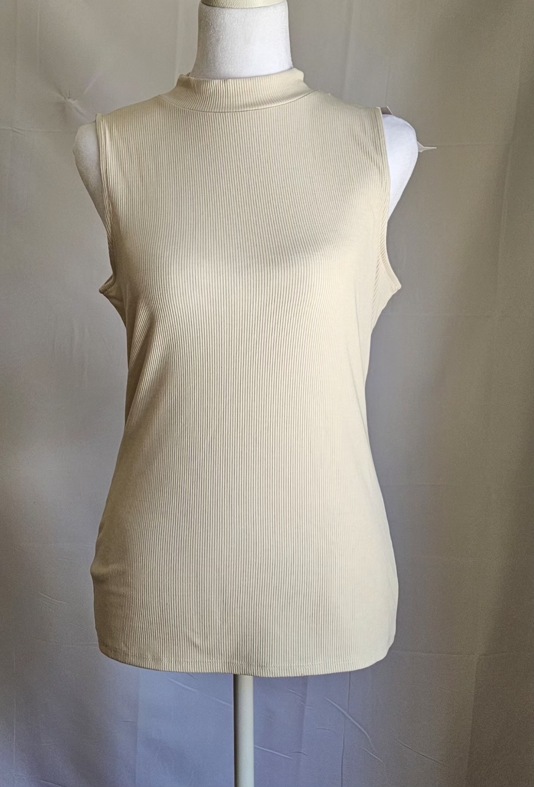 LOFT Outlet Beige Ribbed Knit Mock Neck Sleeveless Tank Top Womens Size M
