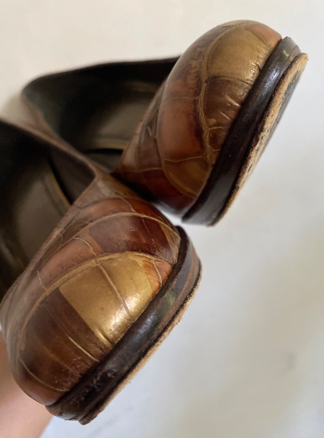 Stuart Weitzman Leather 4.5” Stiletto Platform Heels Bronze Croc Embossed 8.5