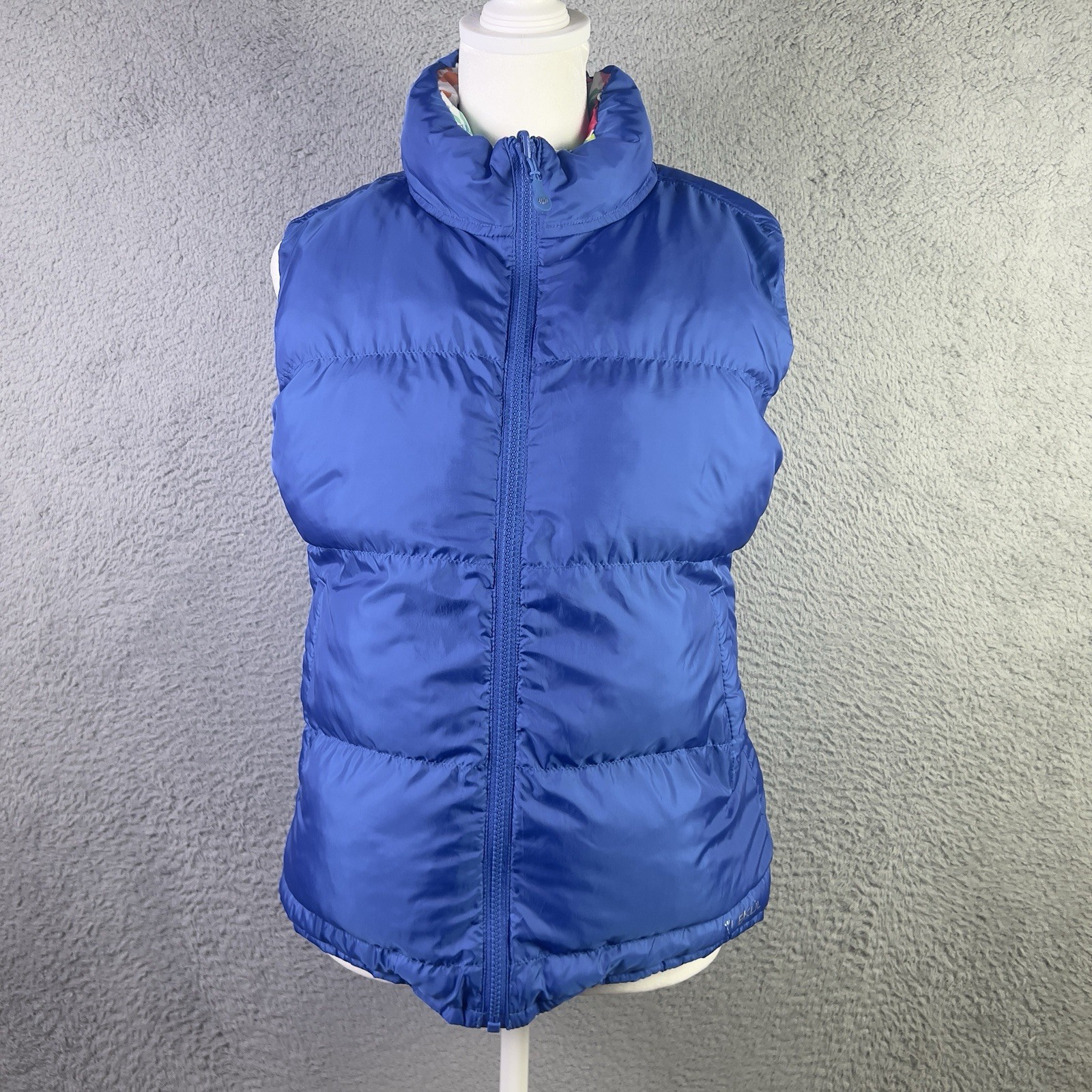 IBKUL Vest Women Small Blue Floral Reversible Puffer Zip Active Outdoors Golf