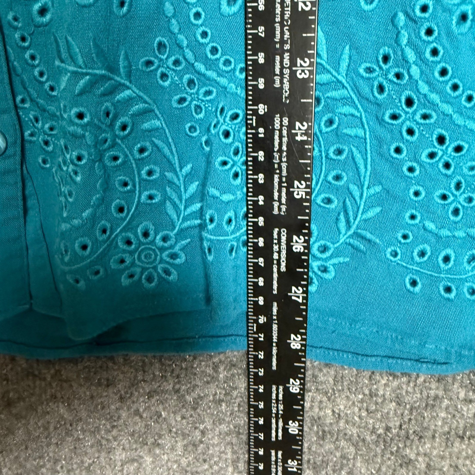 Soft Surroundings Top Womens Medium Teal Blue Eyelet Embroidered Blouse Pintuck