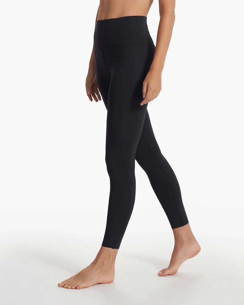 Vuori Evolve Legging and Stride Bra Small