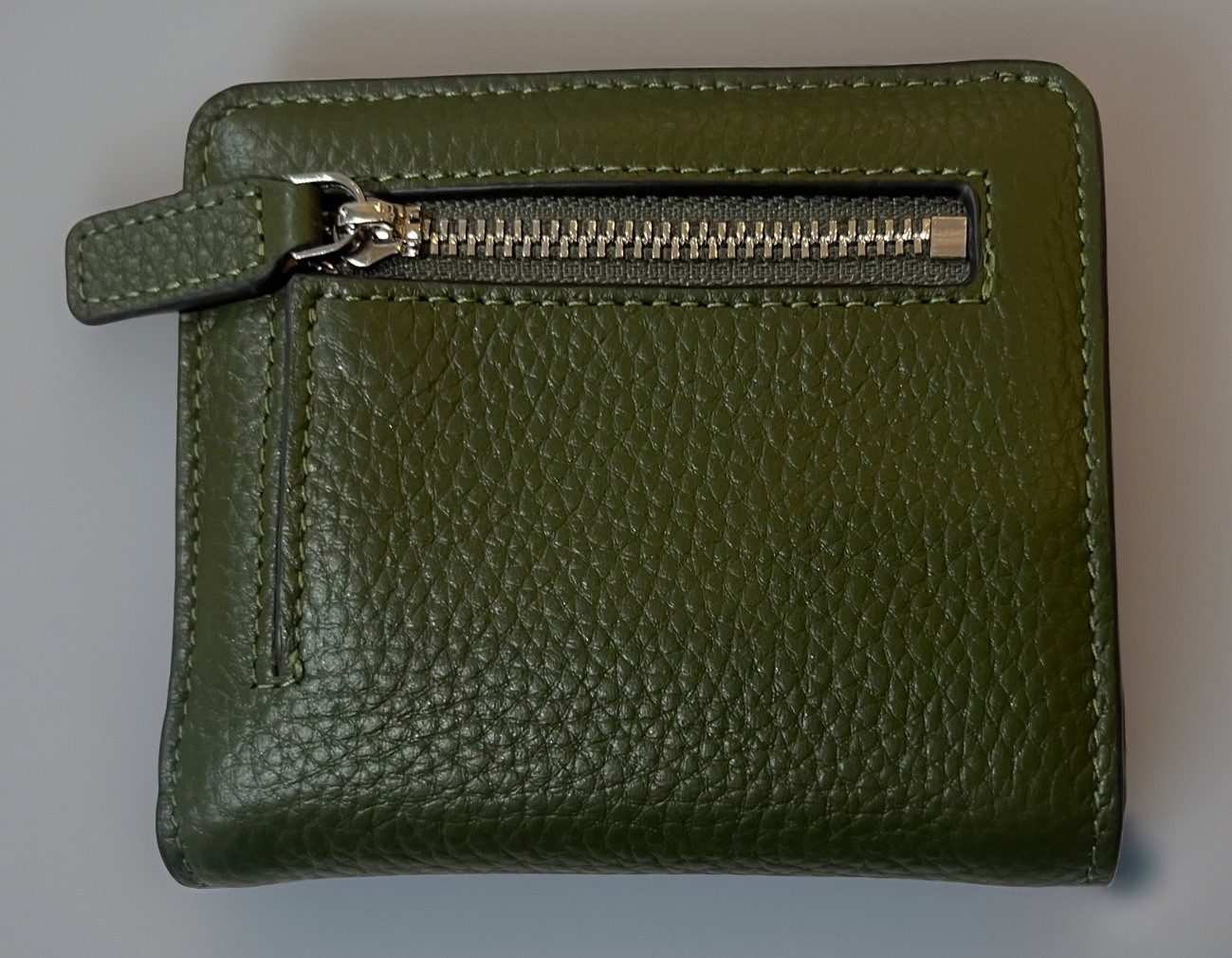 Ainibor Olive Green Bifold Wallet RFID Block Credit Card Leather Button Zipper