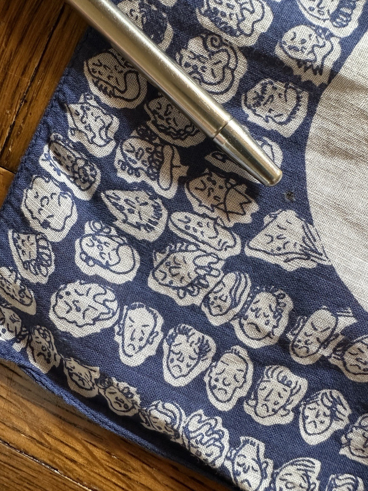 1950s Symphony ‘Crying Towel’ Novelty Political Bandana Humor Scarf Blue VTG