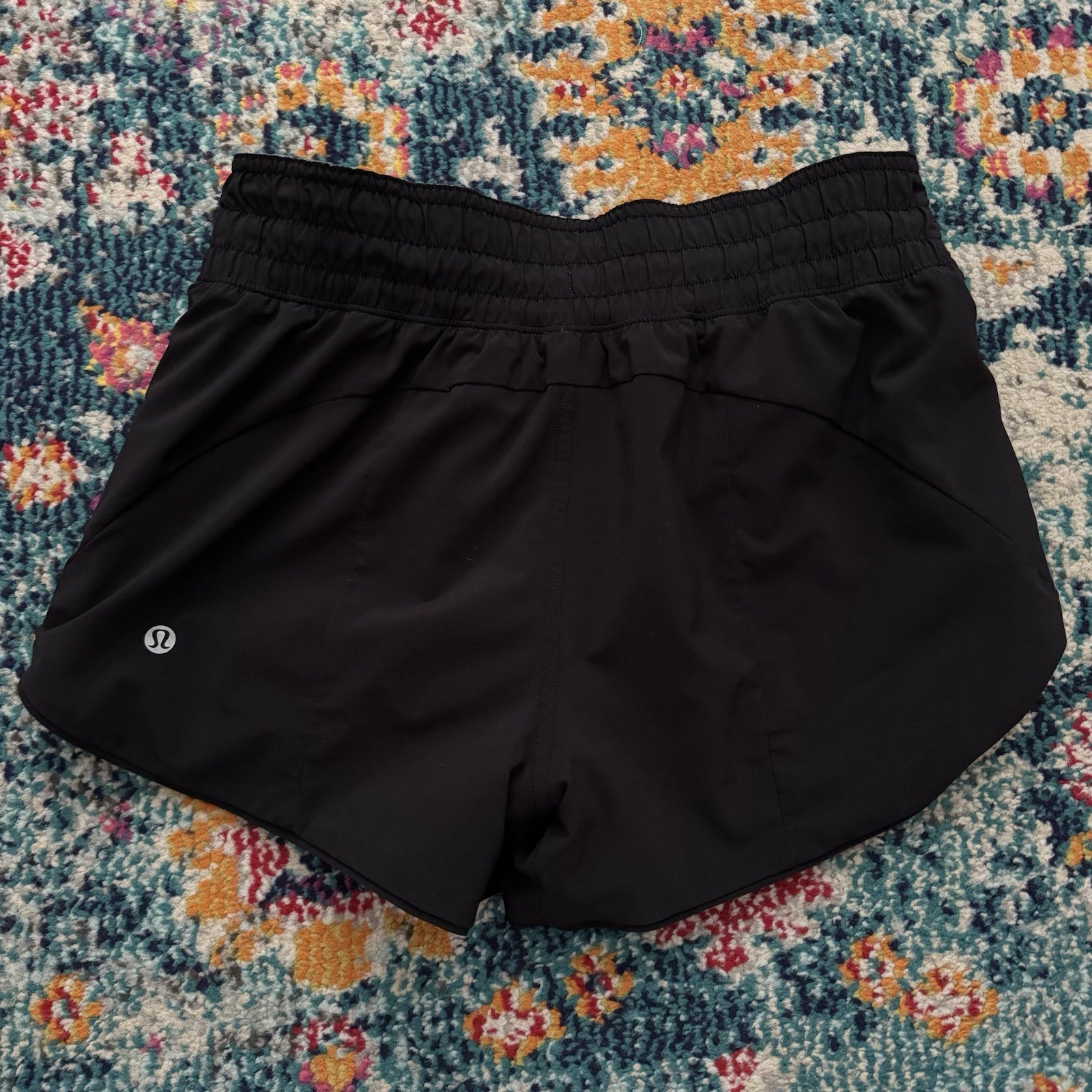 LULULEMON Choose A Side Shorts 3” Reversible Heather Gray Black Size 4 Active