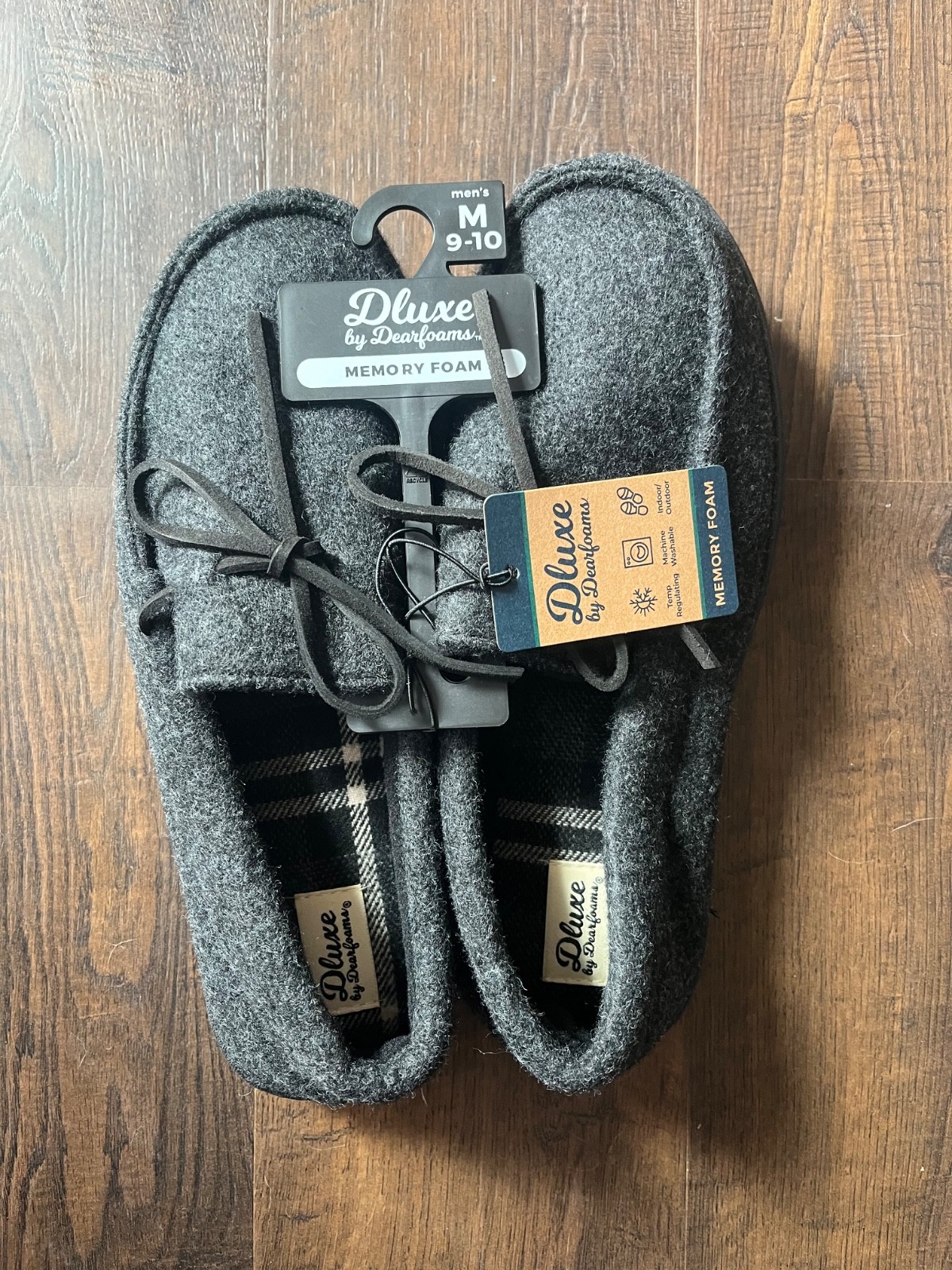 Deluxe by Dearfoams Men’s Slippers – Memory Foam 9/10