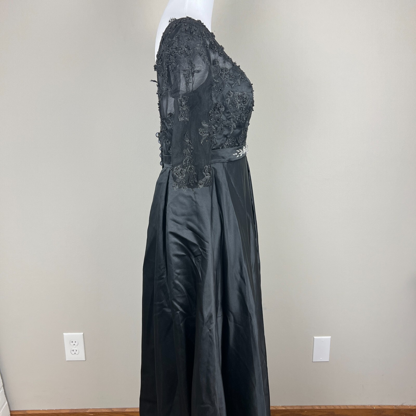 Formal Gown Dress 10 Black Floral Applique Beaded A-Line Evening Long Whimsigoth