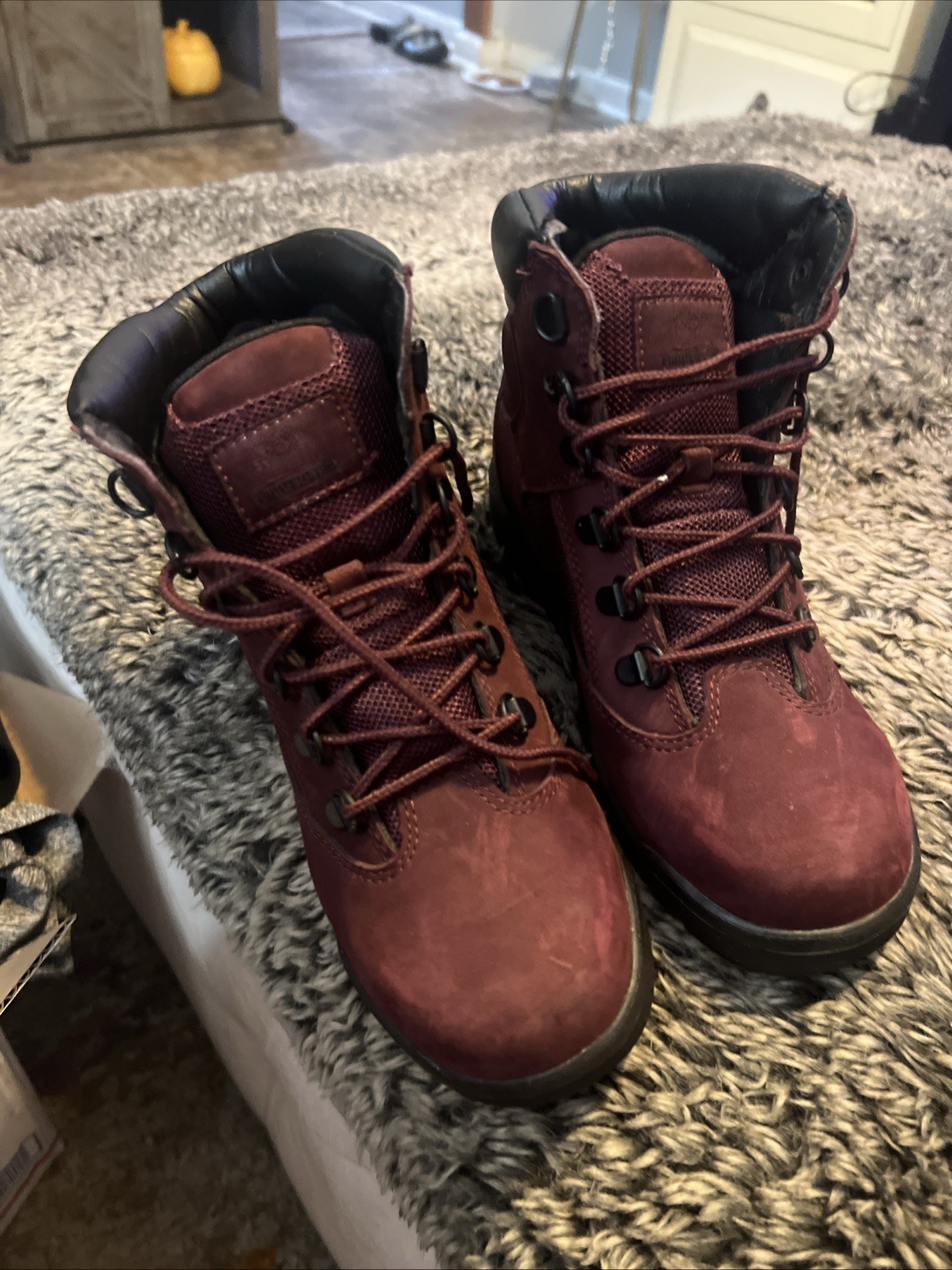 Timberland 6-Inch Waterproof Field Boot Burgundy Nubuck Men’s Boots Size 4.5