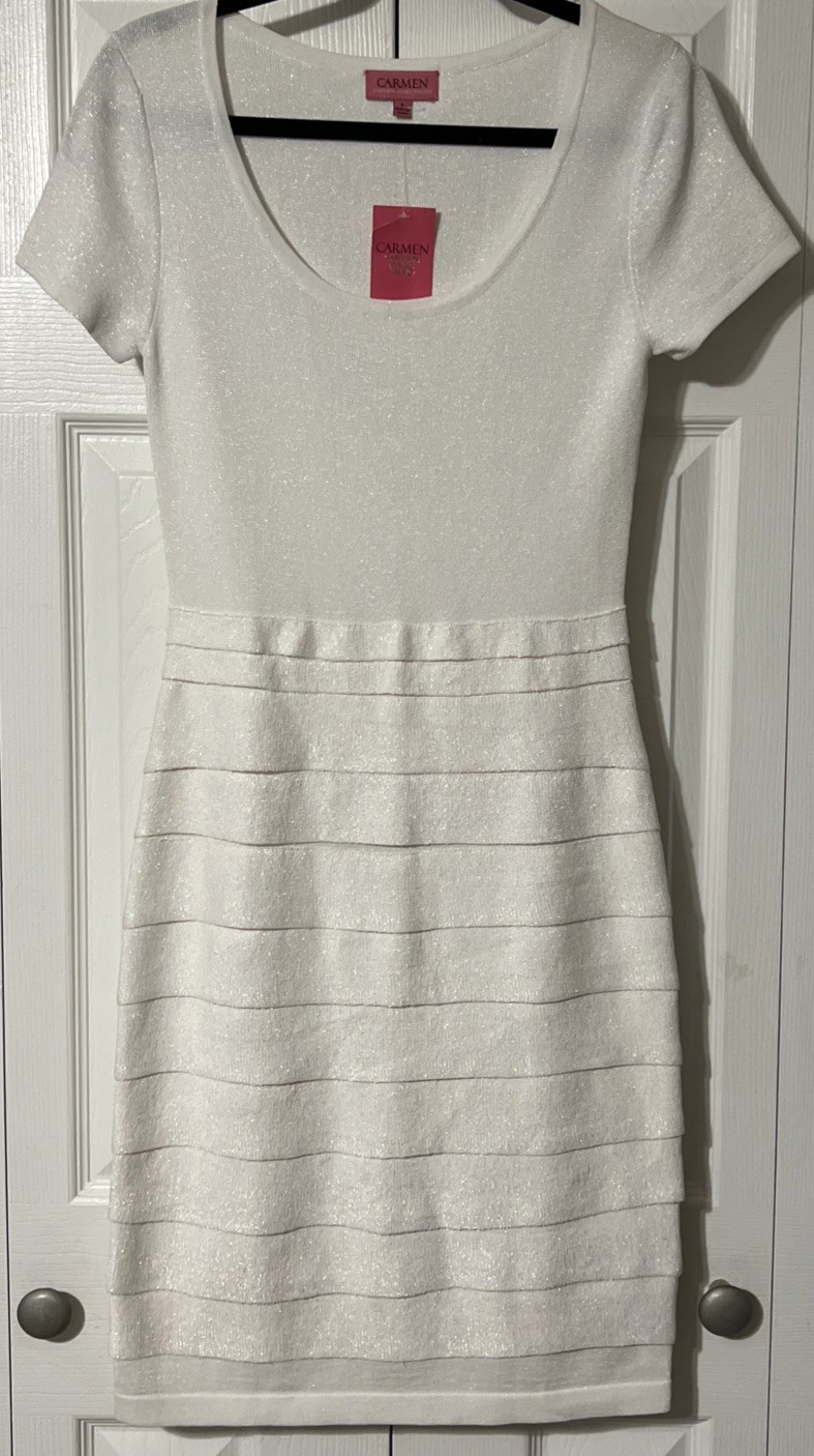 Carmen Marc Valvo NWT Bandage Tiered White Iridescent Sheath Dress Small
