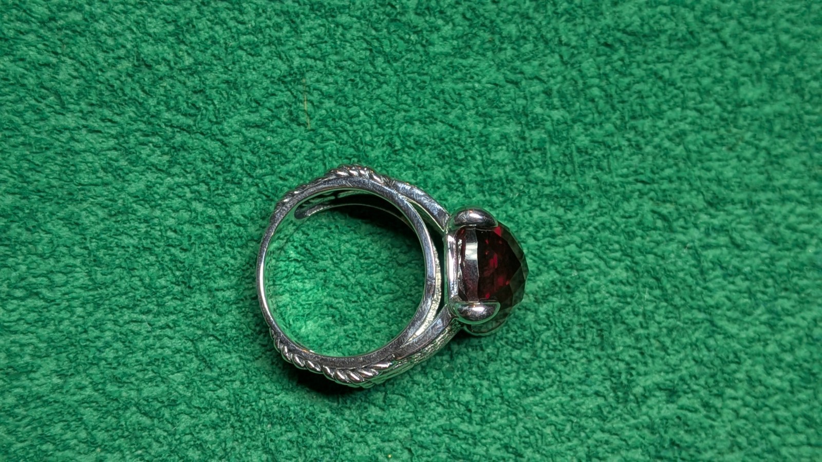 David Yurman 925 Sterling Silver Red Garnet 16×12 Tide Ring Size 6 With Pouch