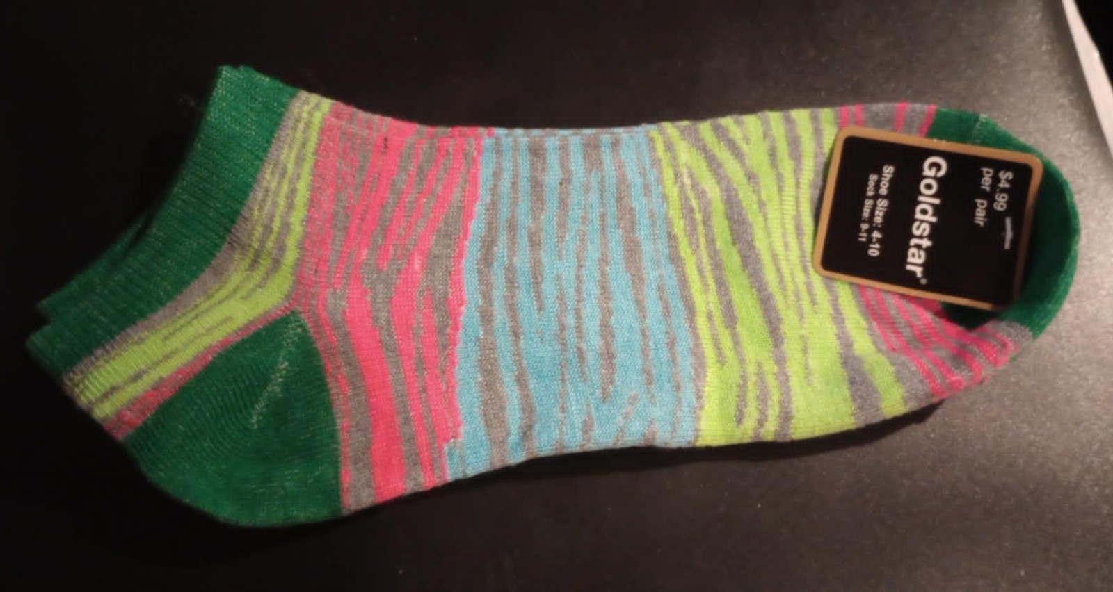 ~ Goldstar ~ Low Cut ~ Zebra ~ Rainbow ~ Shoe Size 4-10 ~ Retail $4.99 ~ NICE!