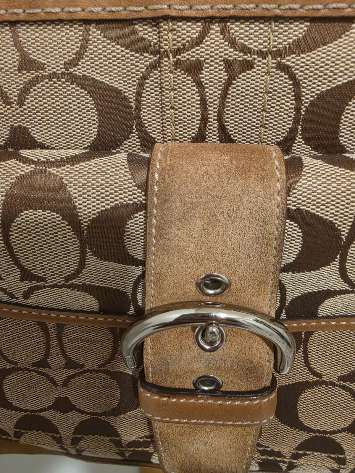Coach Medium Shoulder Bag Brown/Beige