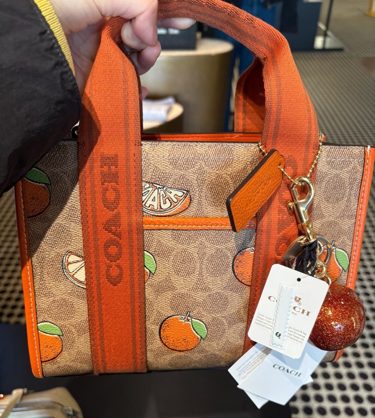 NWT Authentic COACH Smith Tote 24 In Signature Canvas With Orange Print CAR81