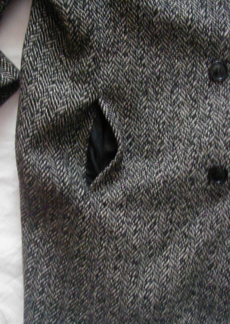 Vintage Andrea 100% Wool Herringbone Winter Car Coat Size Extra Large