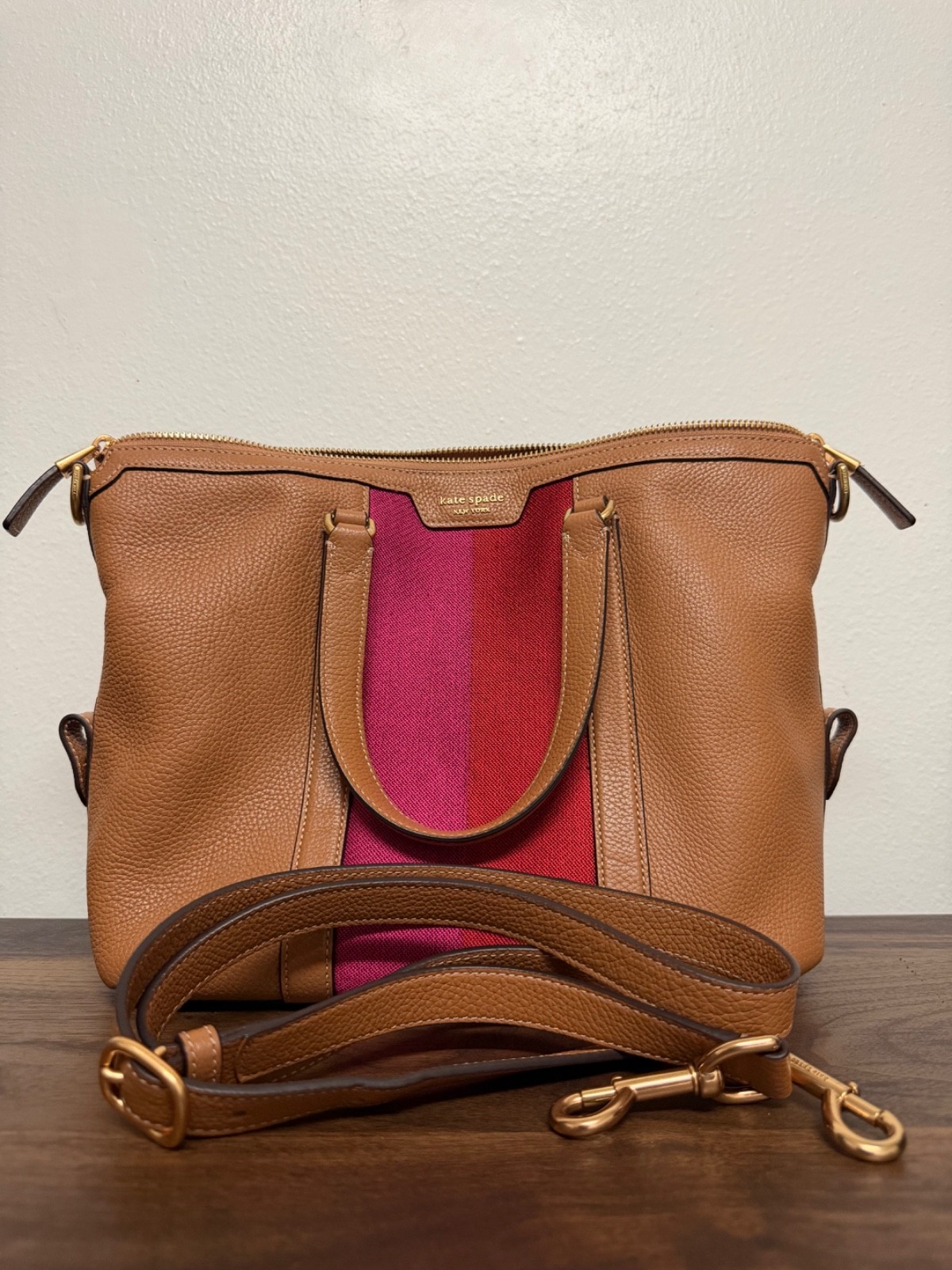 kate spade shoulder handbag tan with red and pink stripes