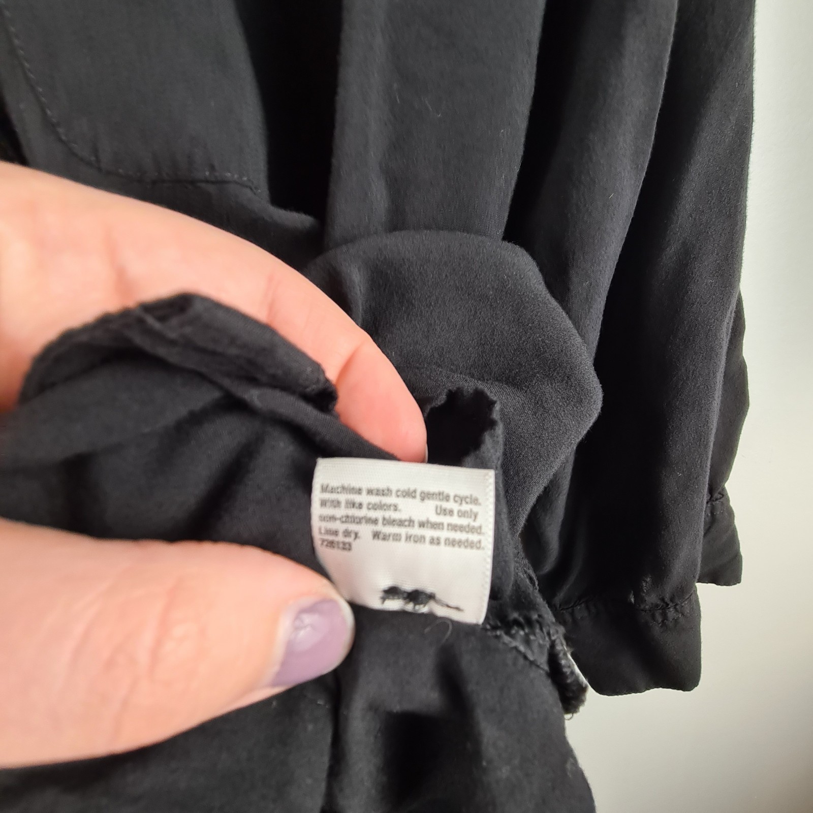 a.n.a. Women’s Black Button Up Collared Shirt 100% Rayon Lightweight Size L Tall