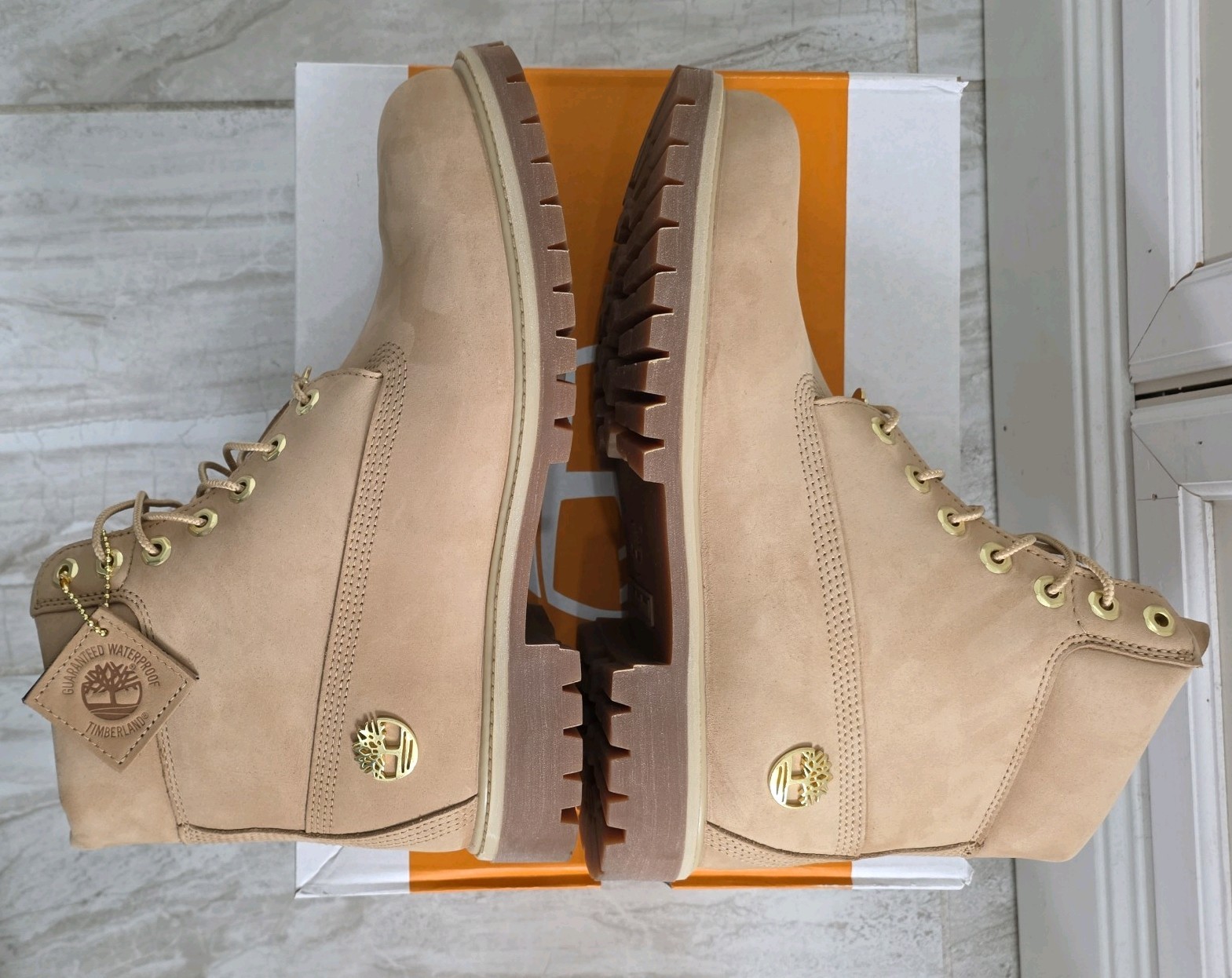 Timberland Used Premium Waterproof Light Beige Nubuck Men’s Boot Size 10.5