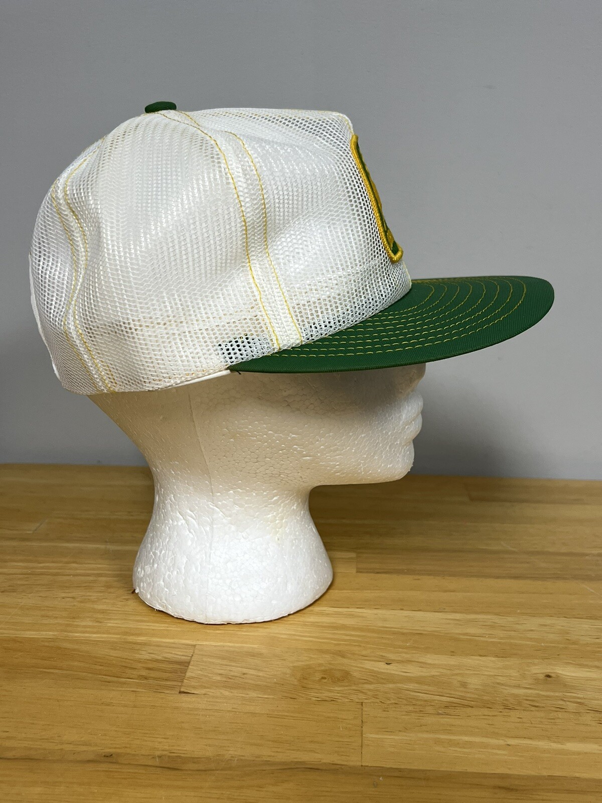 Vintage JOHN DEERE All Mesh Snapback Trucker Patch Cap Hat LOUISVILLE MFG CO USA