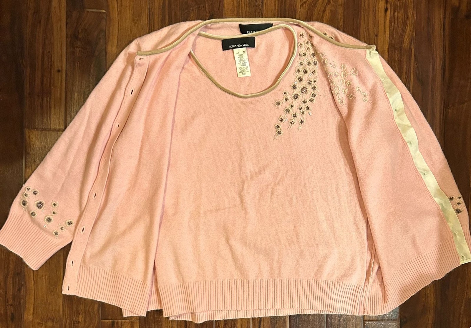 Jones New York Women’s Pink Beaded Twin Set Cardigan and Shell Size XL