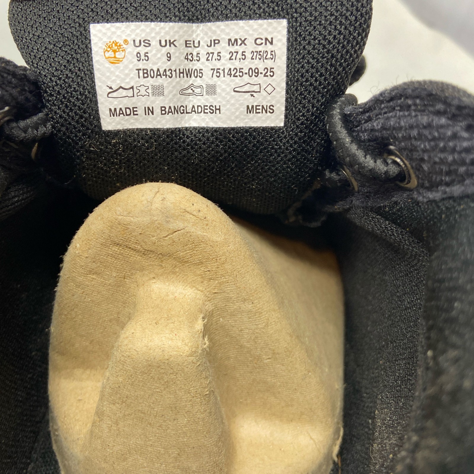Timberland Heritage Mid Lace Chukka Boot Black Nubuck Men’s 9.5