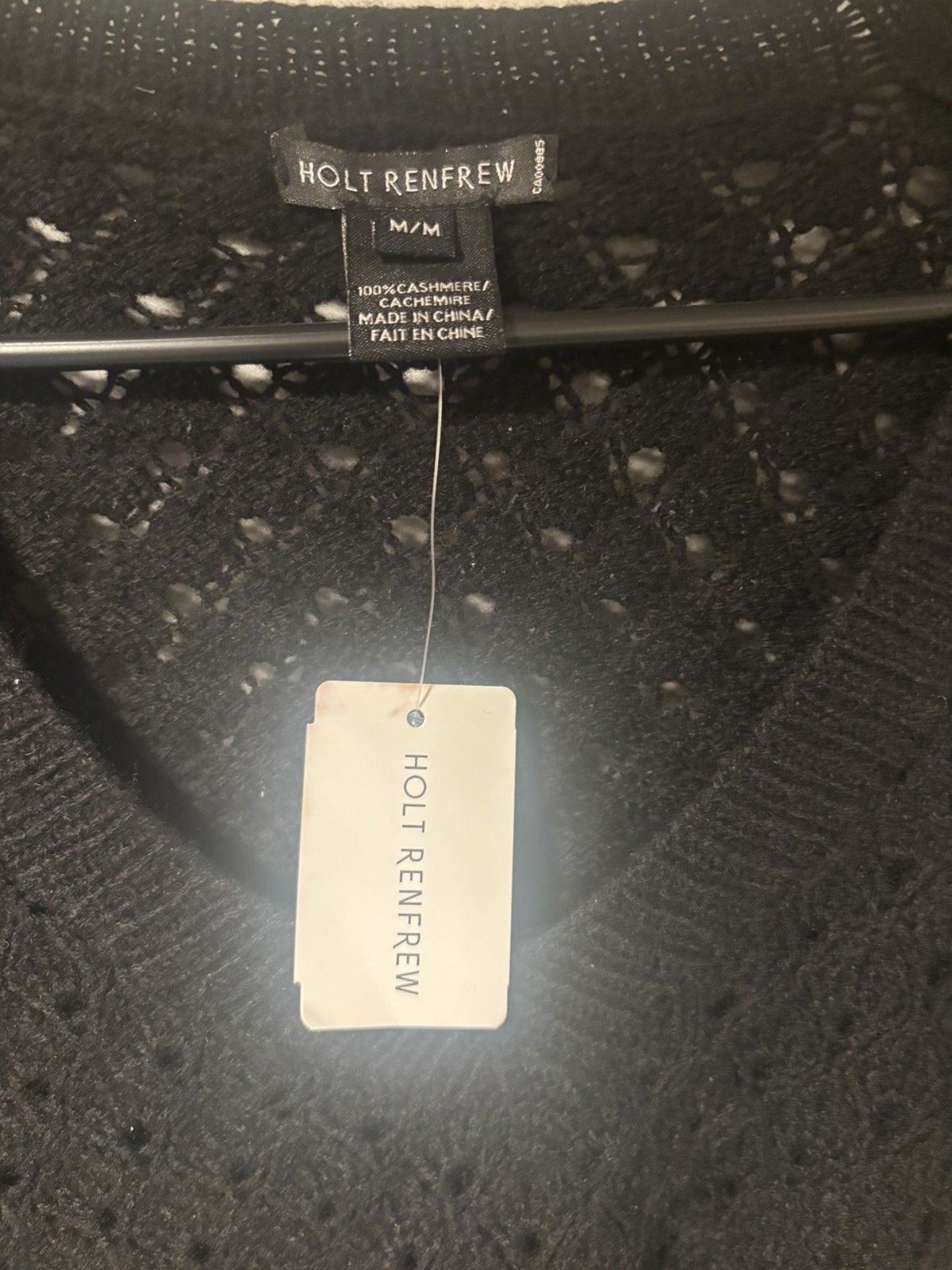 Holt Renfrew Black 100% Cashmere V-Neck Sweater Womens Size Medium NWT