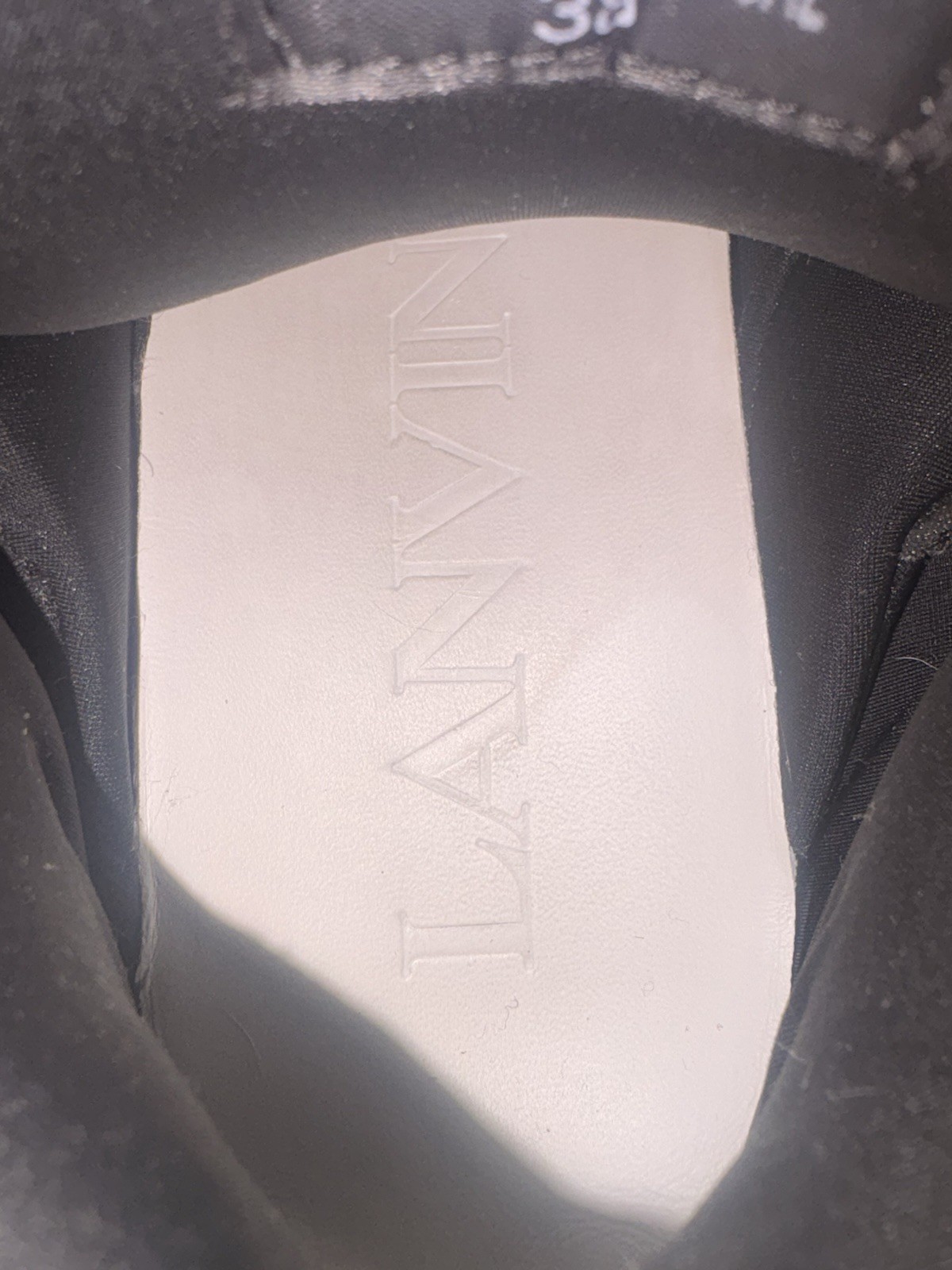 Lanvin Curb (tortoise Effect) Size 5 .comes With Box And Bag.