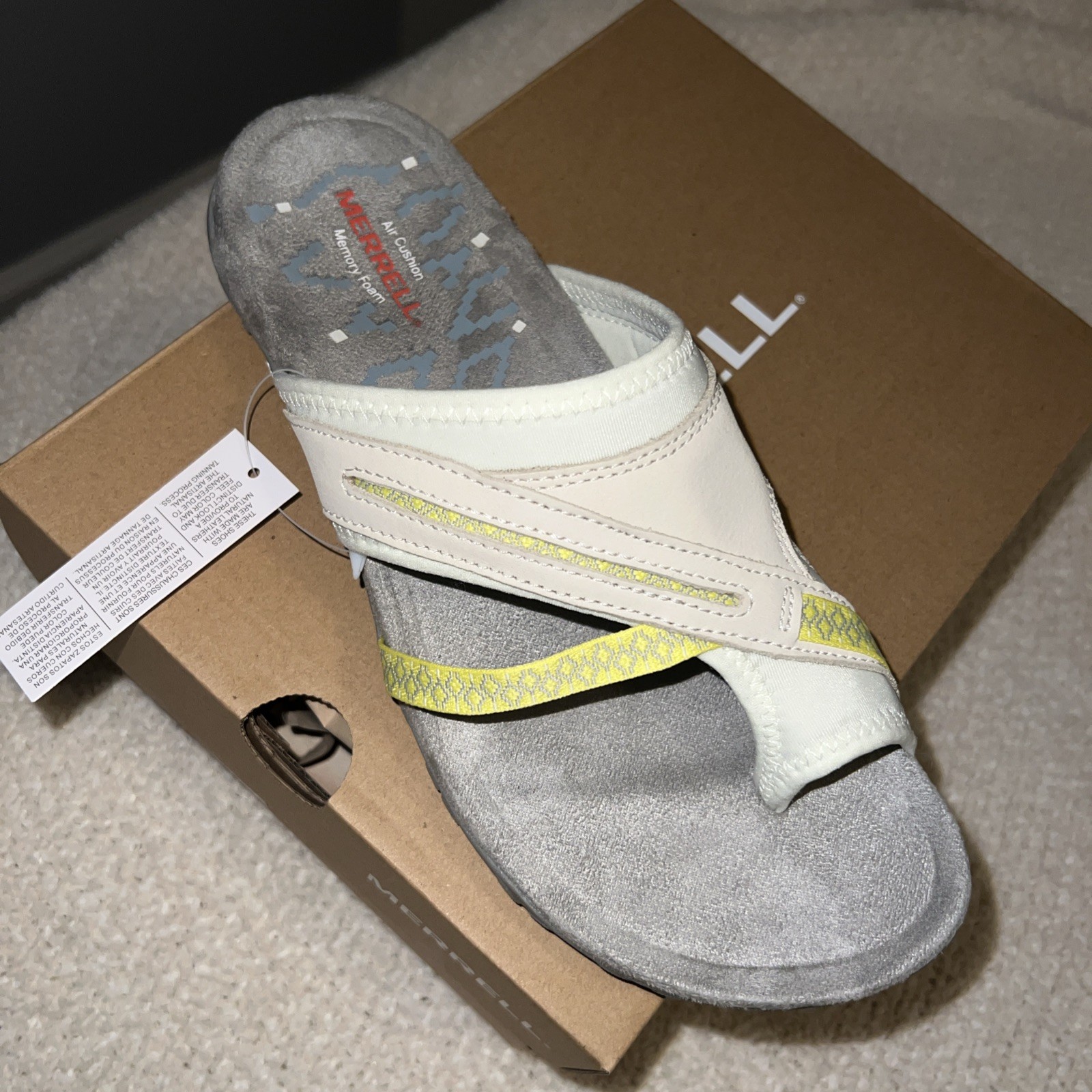 Merrell Terran Post II Sandals Womens Size 7-8,Beige Slip On Beach Gorpcore