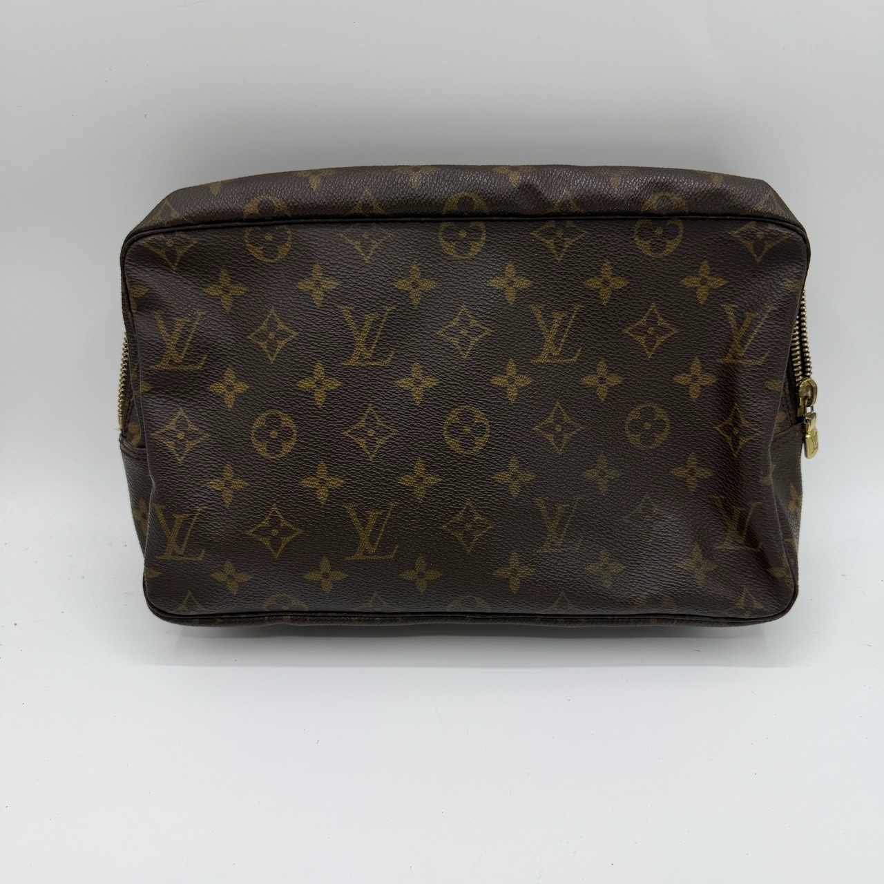 Auth Louis Vuitton Monogram Trousse Toilette 28 M47522 Clutch Bag　（E149）