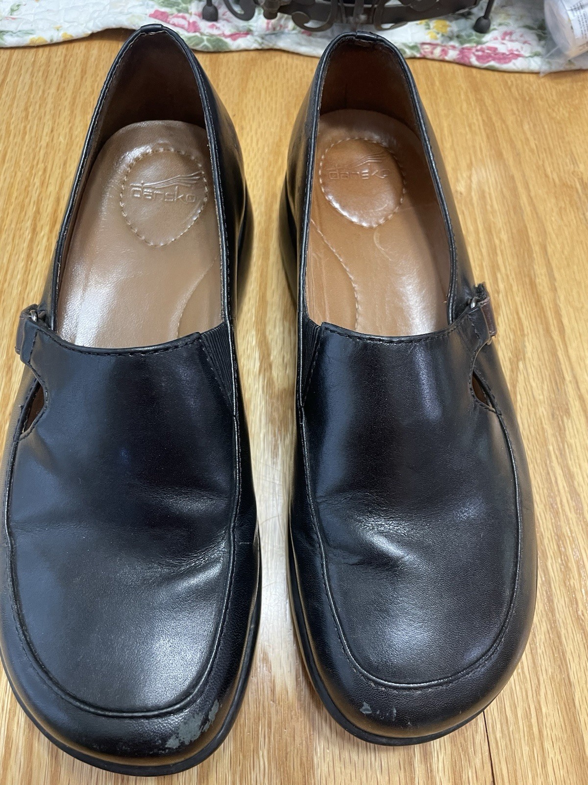 Dansko Becca Women’s Leather Mary Jane Clog Shoes, Size EU 38/Us 7.5-8, Black