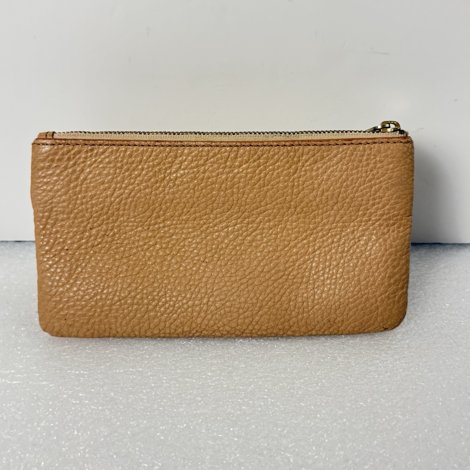 Fossil Pebble Leather Preston Multifunctional Wallet In Tan