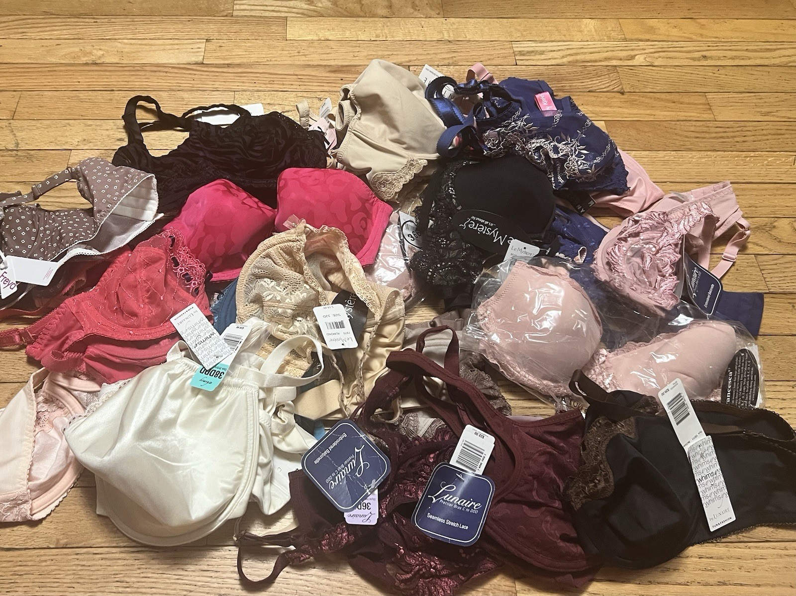 LOT OF 20 NEW NAME BRAND ASSORTED BRA’S NWT Whimsy, Lunaire, Fantasies Etc