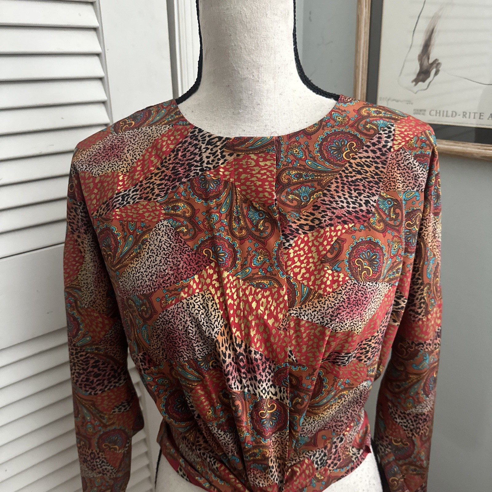 Vintage Nicola Womens Top 8 Red Paisley Retro 80s Secretary Chic Career Wear