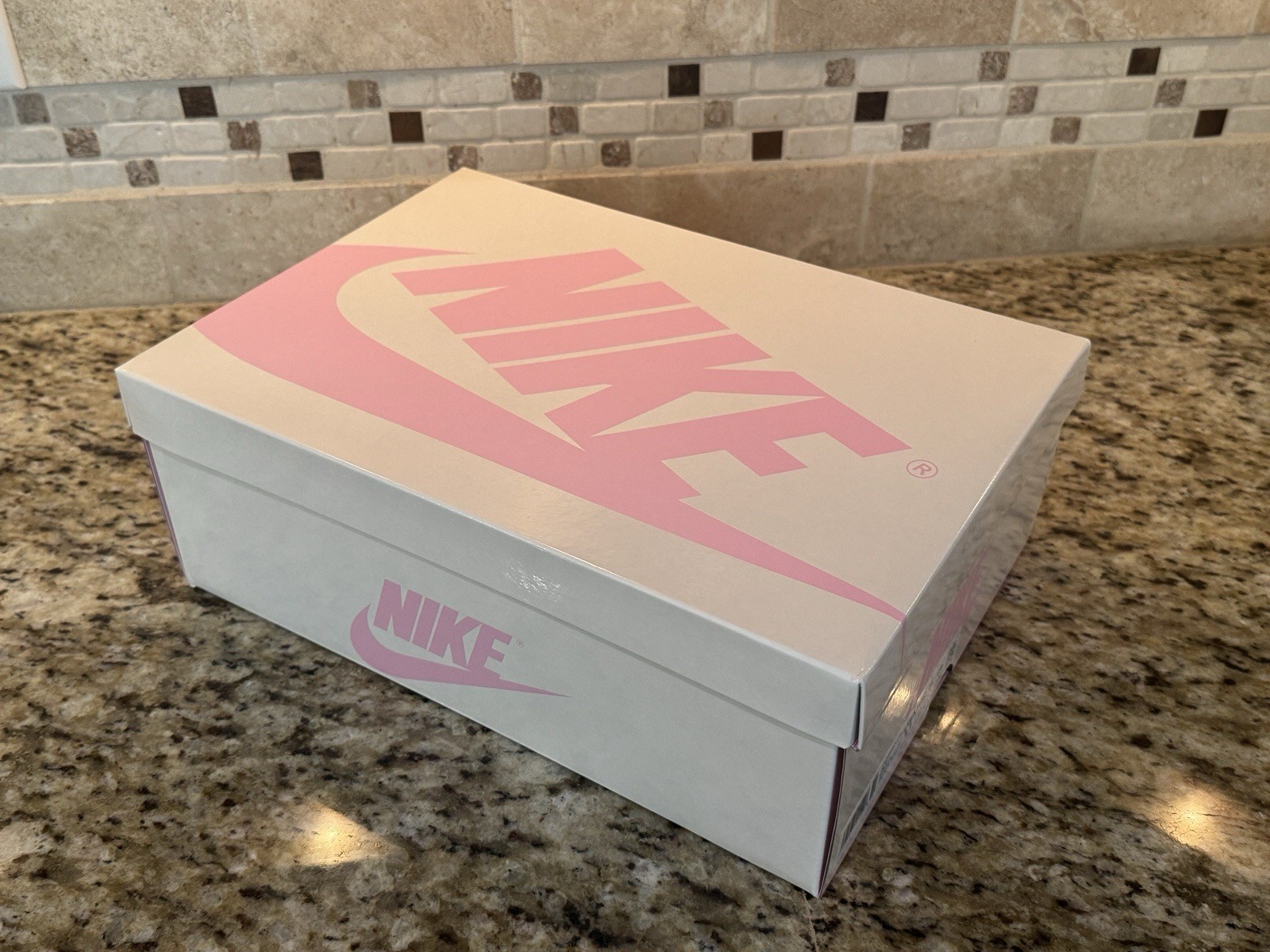 Travis Scott x Air Jordan 1 Low OG SP Tropical Pink US Size 11 IQ7604-101✅