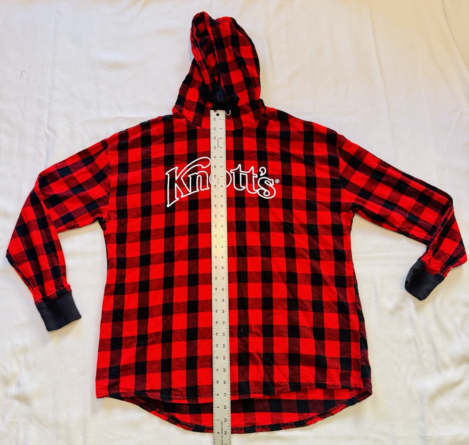 Knott’s Berry Farm Red Black Checkered Hoodie Pullover Pajamas Medium Cozy Comfy