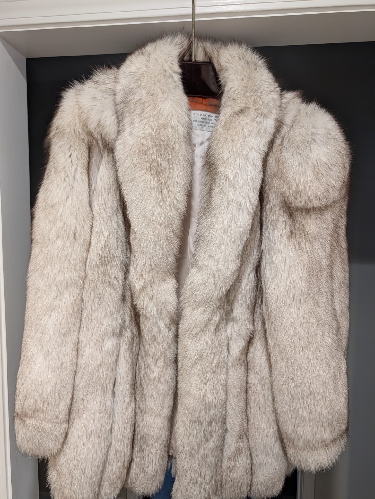 Vintage Blue Fox Fur Coat Women’s Mid Length Size 6/8 S/M-Excellent Condition