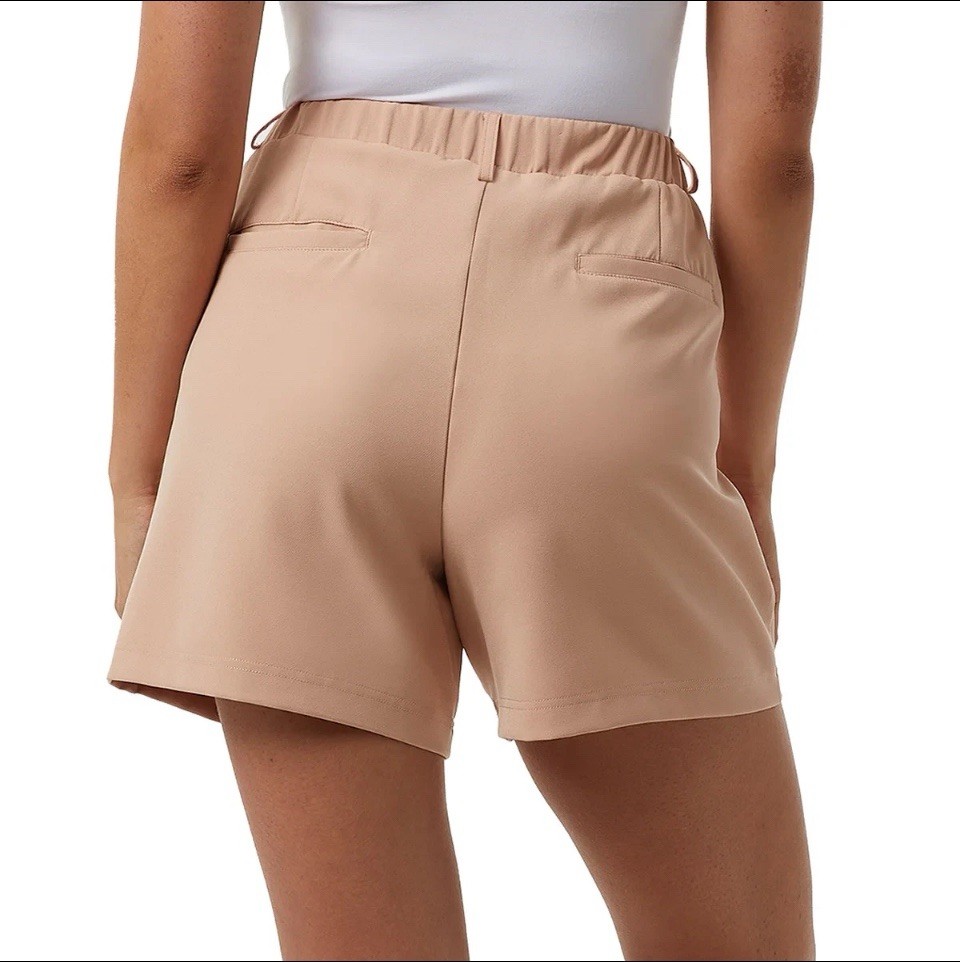 32 Degrees Cool Women’s Pull-On Shorts Orange Large, Pockets, Belt Loops Stretch