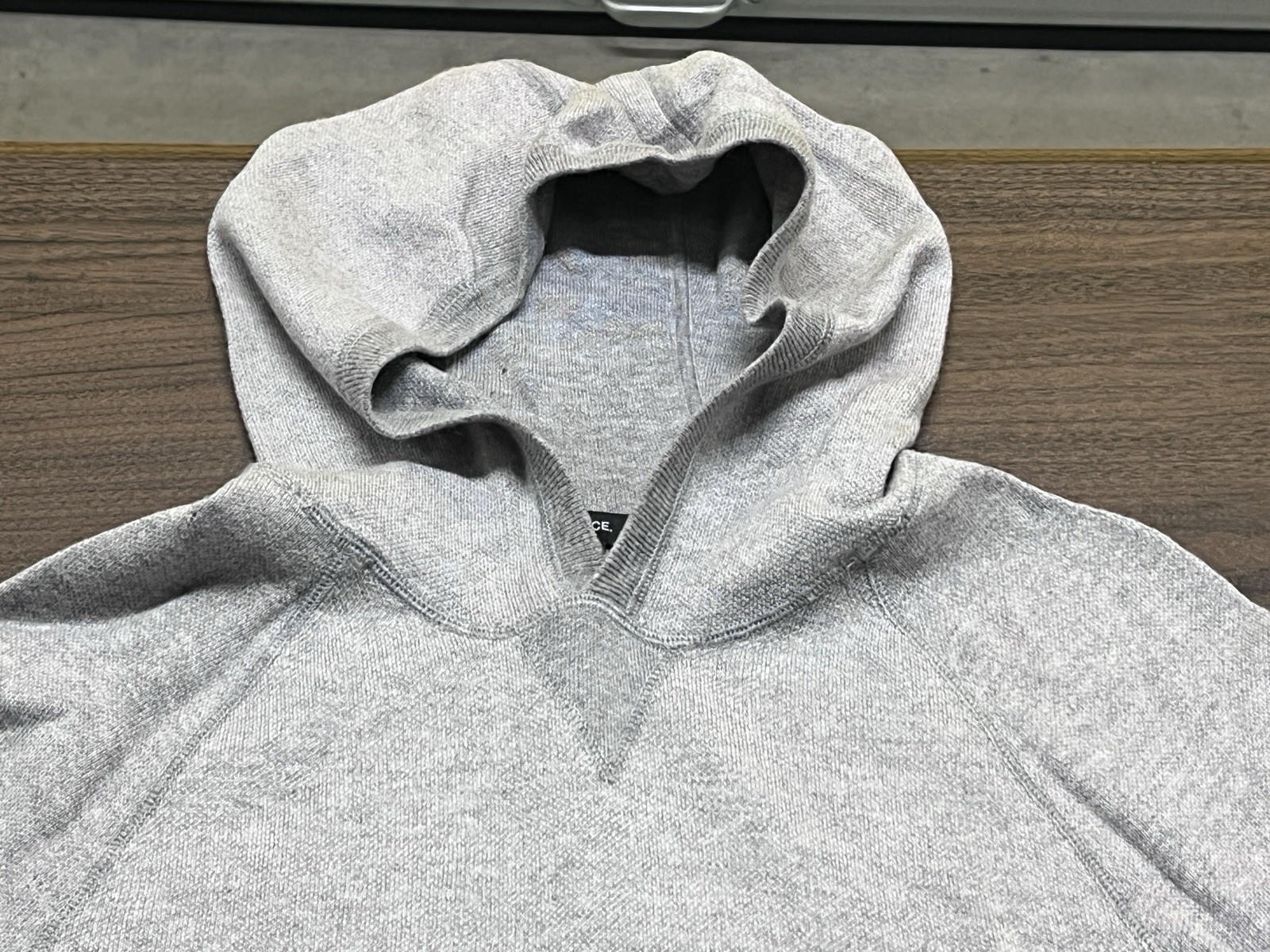 VINCE Men’s Gray Wool/Viscose Hooded Sweatshirt – Small