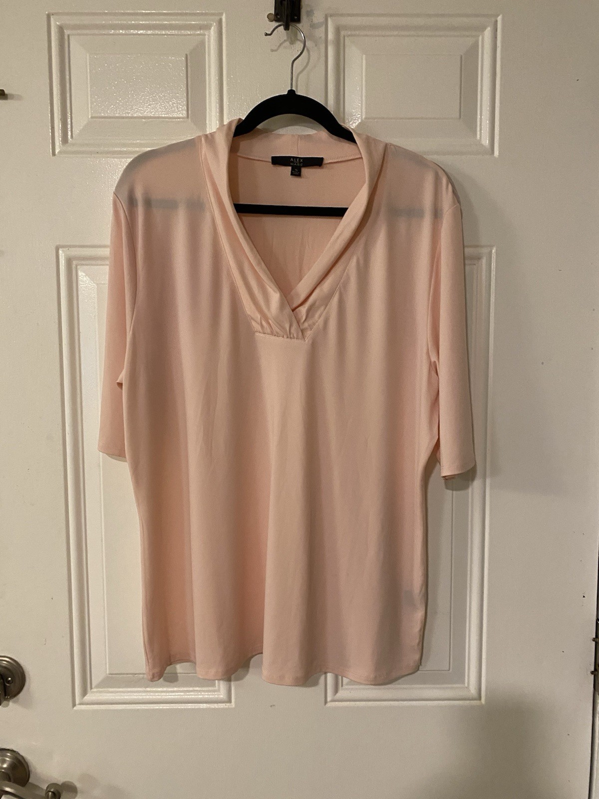 Alex Marie Woman’s XL Blouse. Pink, Short Sleeve, Pleat Neck. Office Work