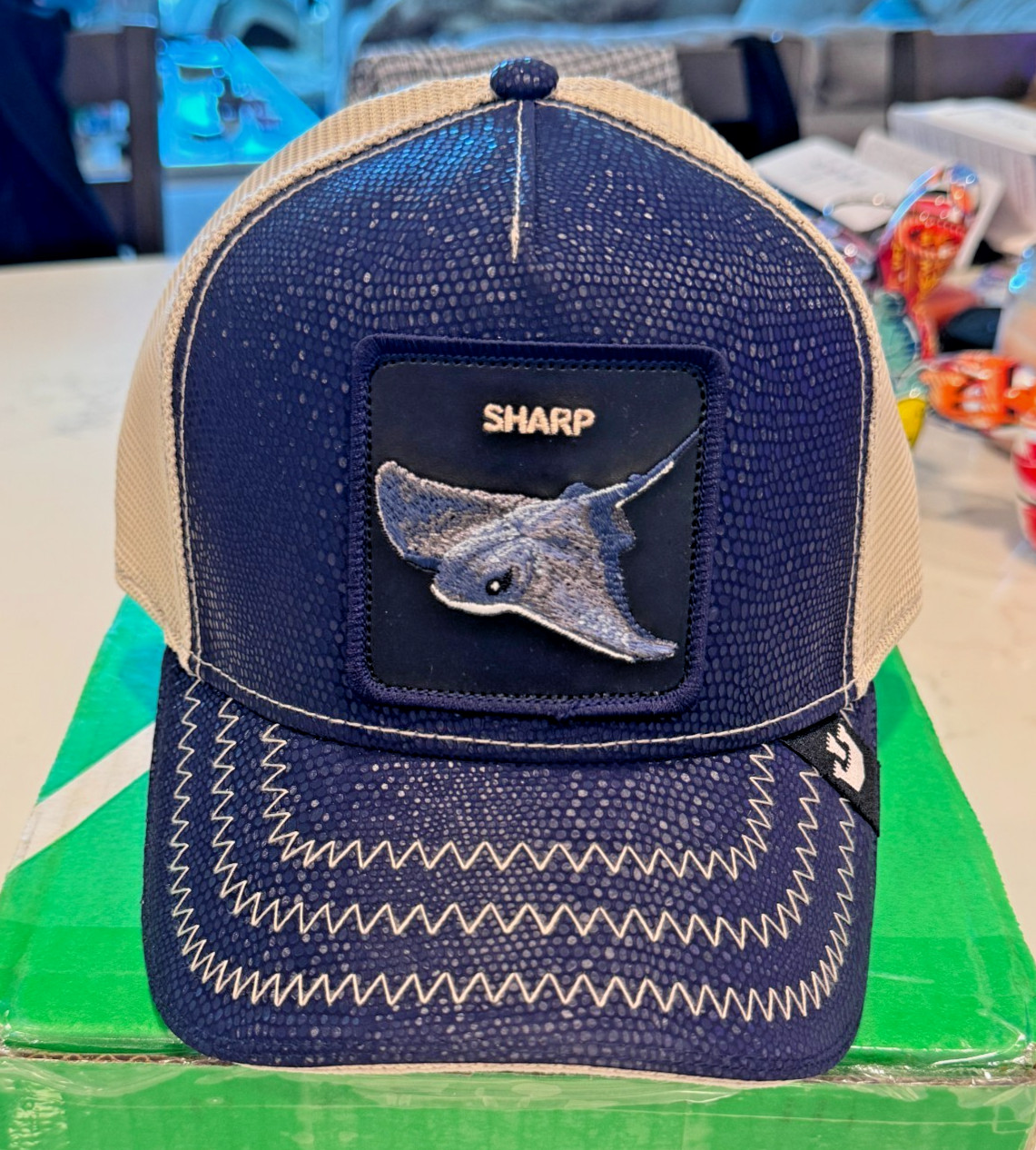 Goorin Bros The Farm “Sharp” Stingray Trucker Hat Deep Sea Navy Friday Drop NWT