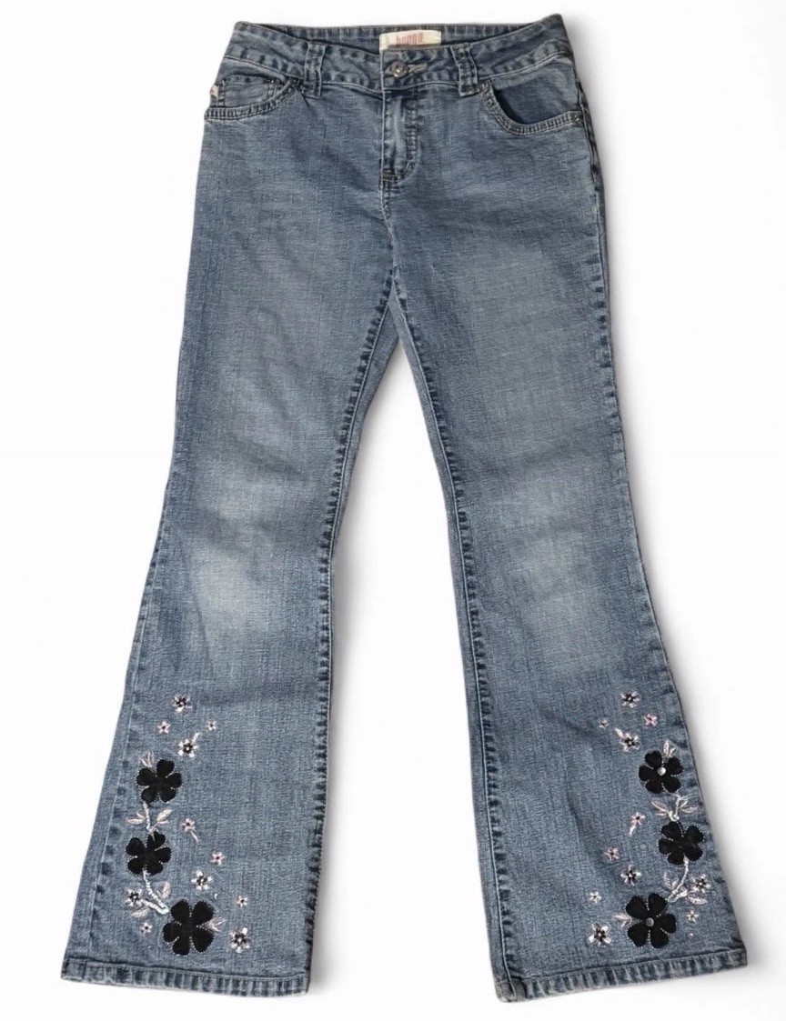 Vintage Y2K Bongo Embroidered Floral Flared Jeans